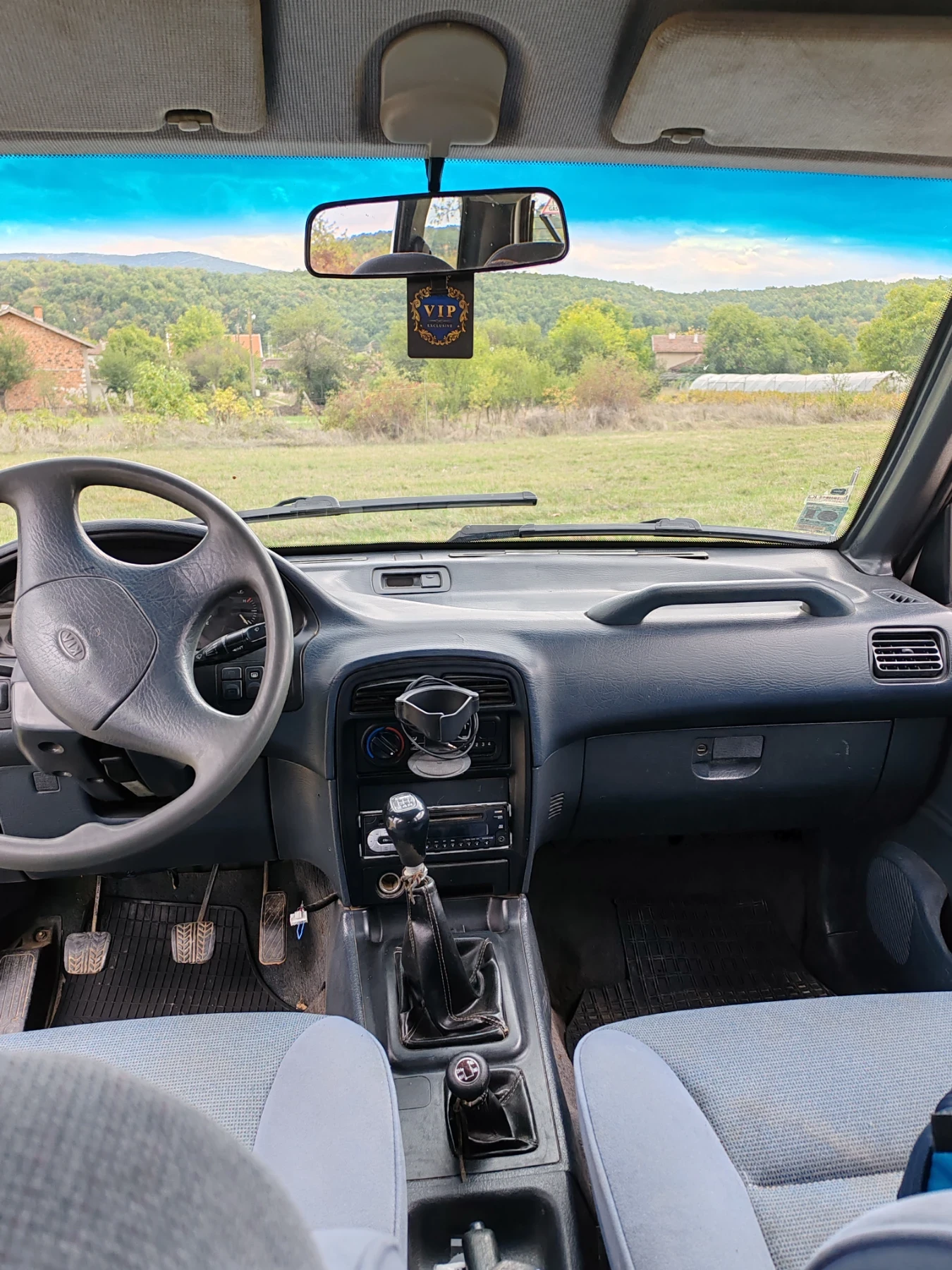 Kia Sportage 2.0 - изображение 7