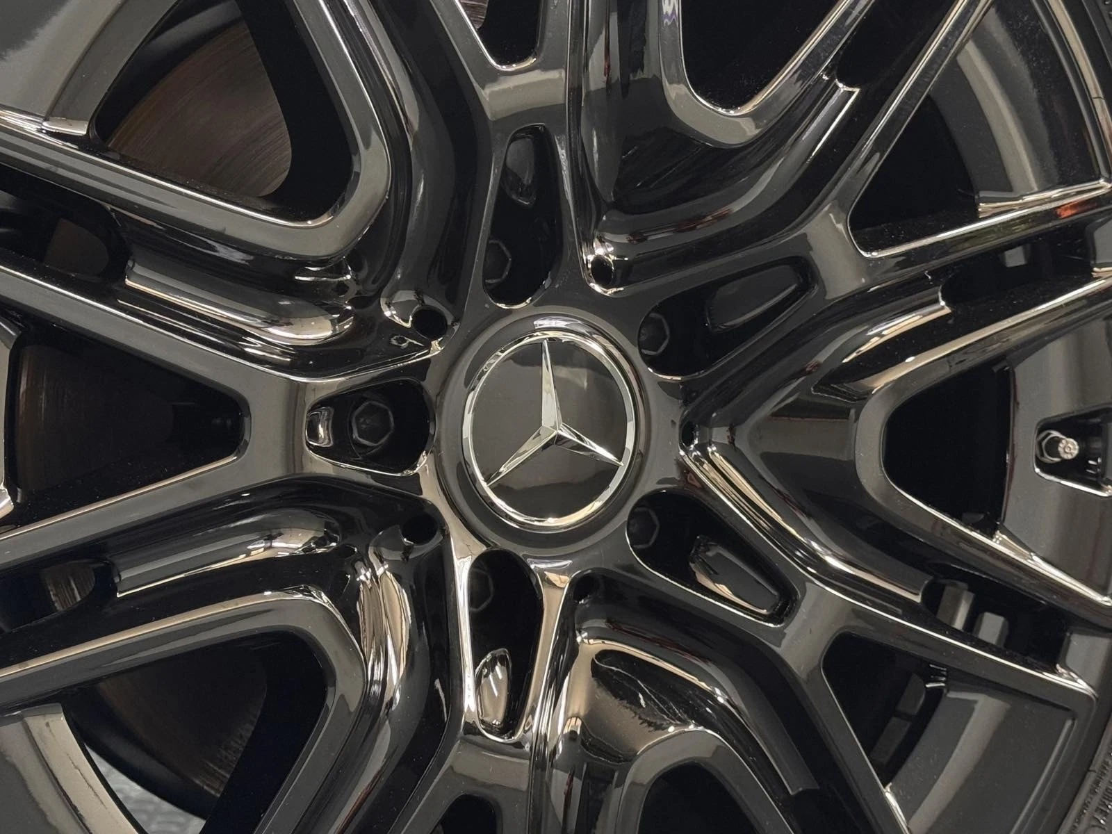 Mercedes-Benz G 580, снимка 4 - Автомобили и джипове - 53778961