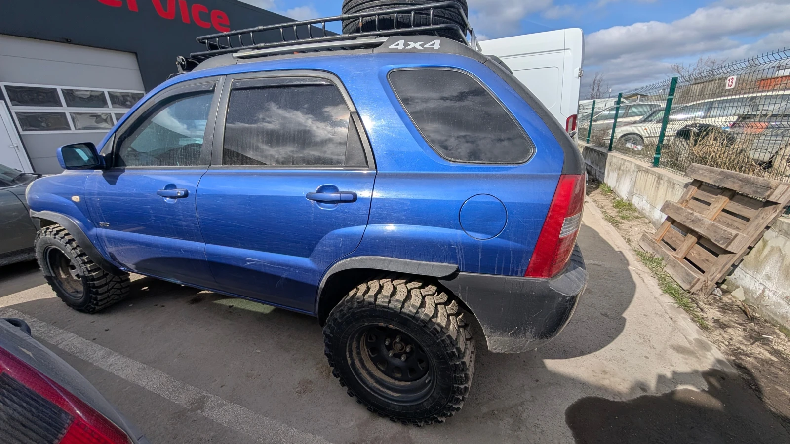 Kia Sportage 2.0D, снимка 3 - Автомобили и джипове - 53823867