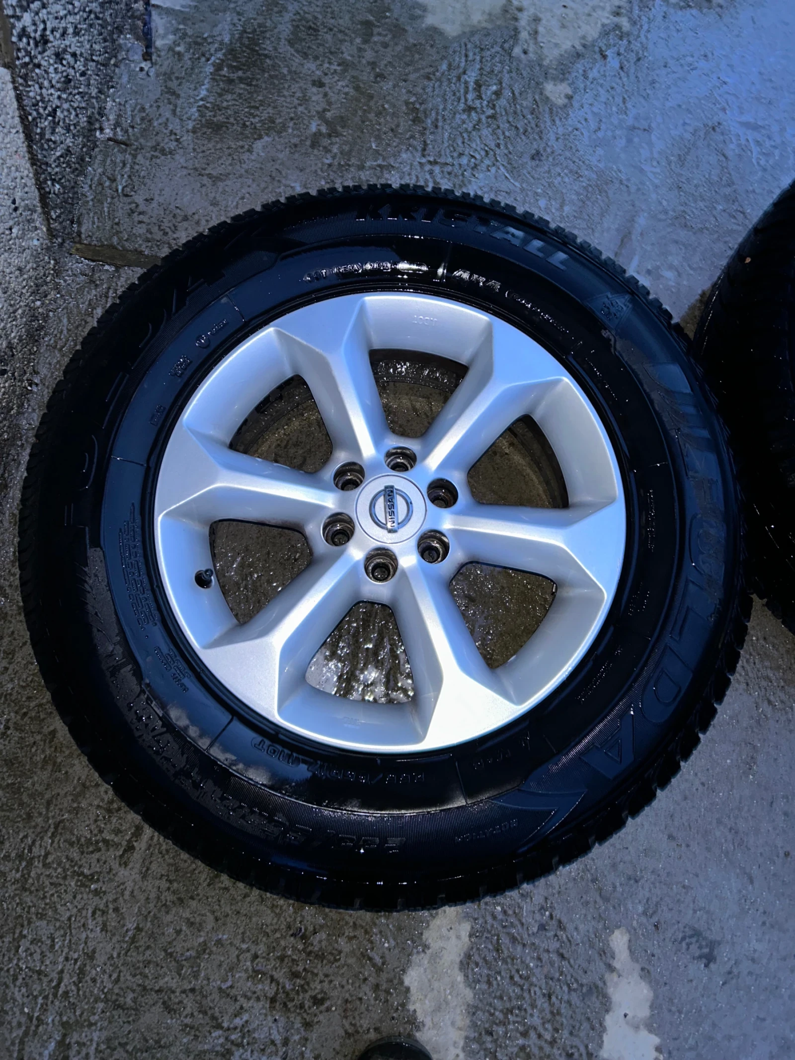 Nissan Navara 2.5 dCi 171 к.с. (126 kW, D40), снимка 14 - Автомобили и джипове - 53944020