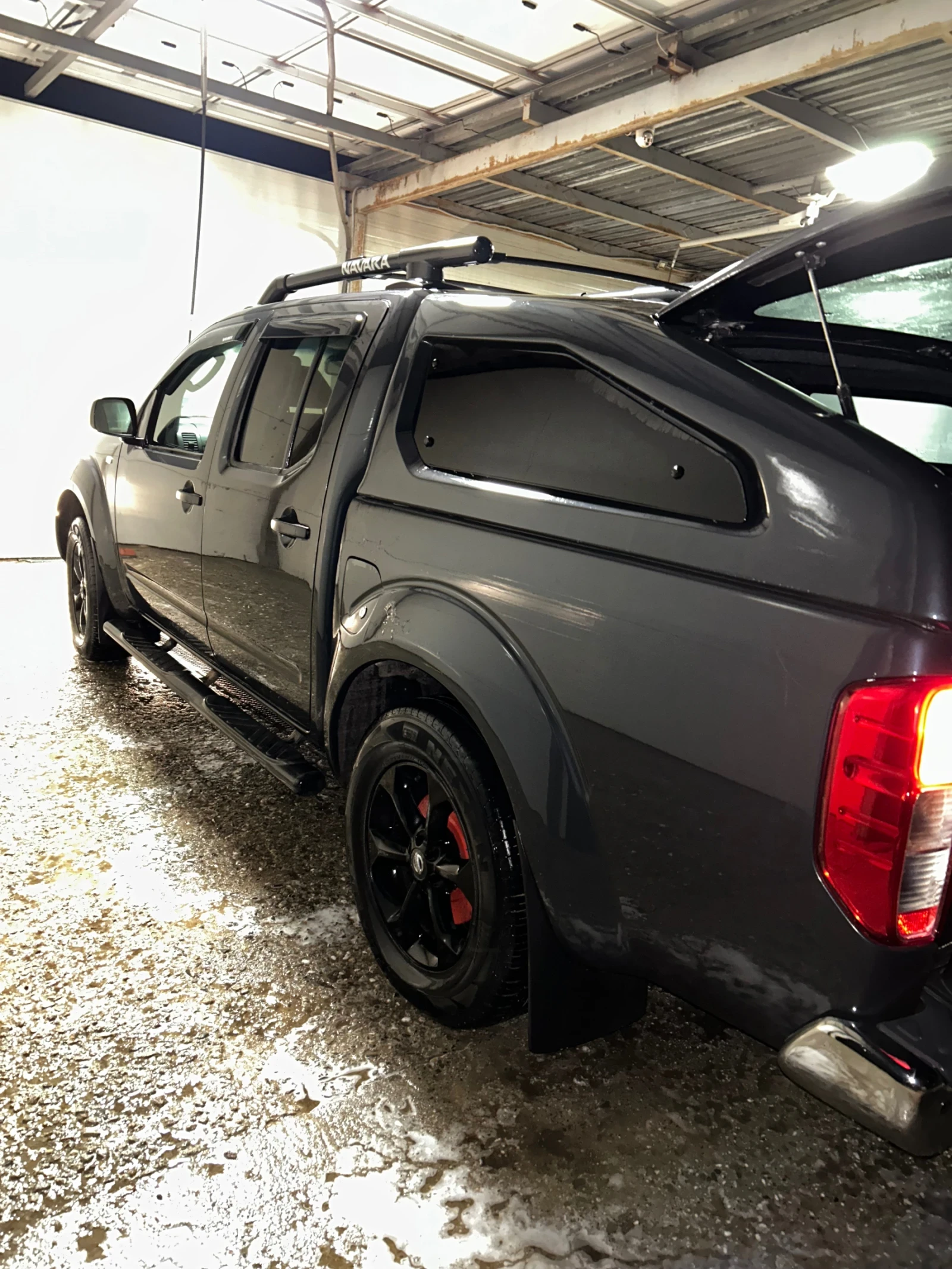 Nissan Navara 2.5 dCi 171 к.с. (126 kW, D40), снимка 12 - Автомобили и джипове - 53944020