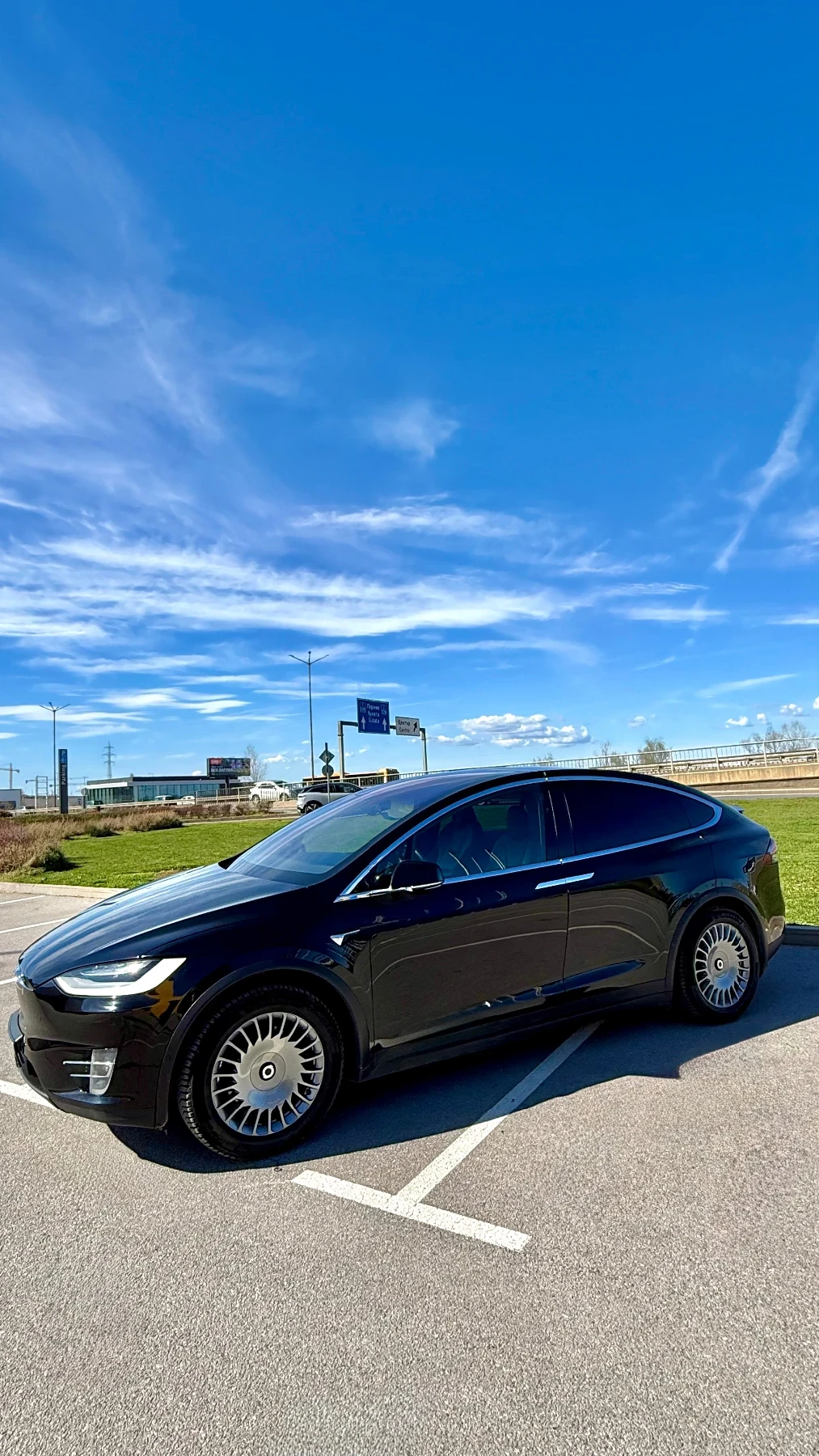 Tesla Model X Long Range, снимка 2 - Автомобили и джипове - 54114658