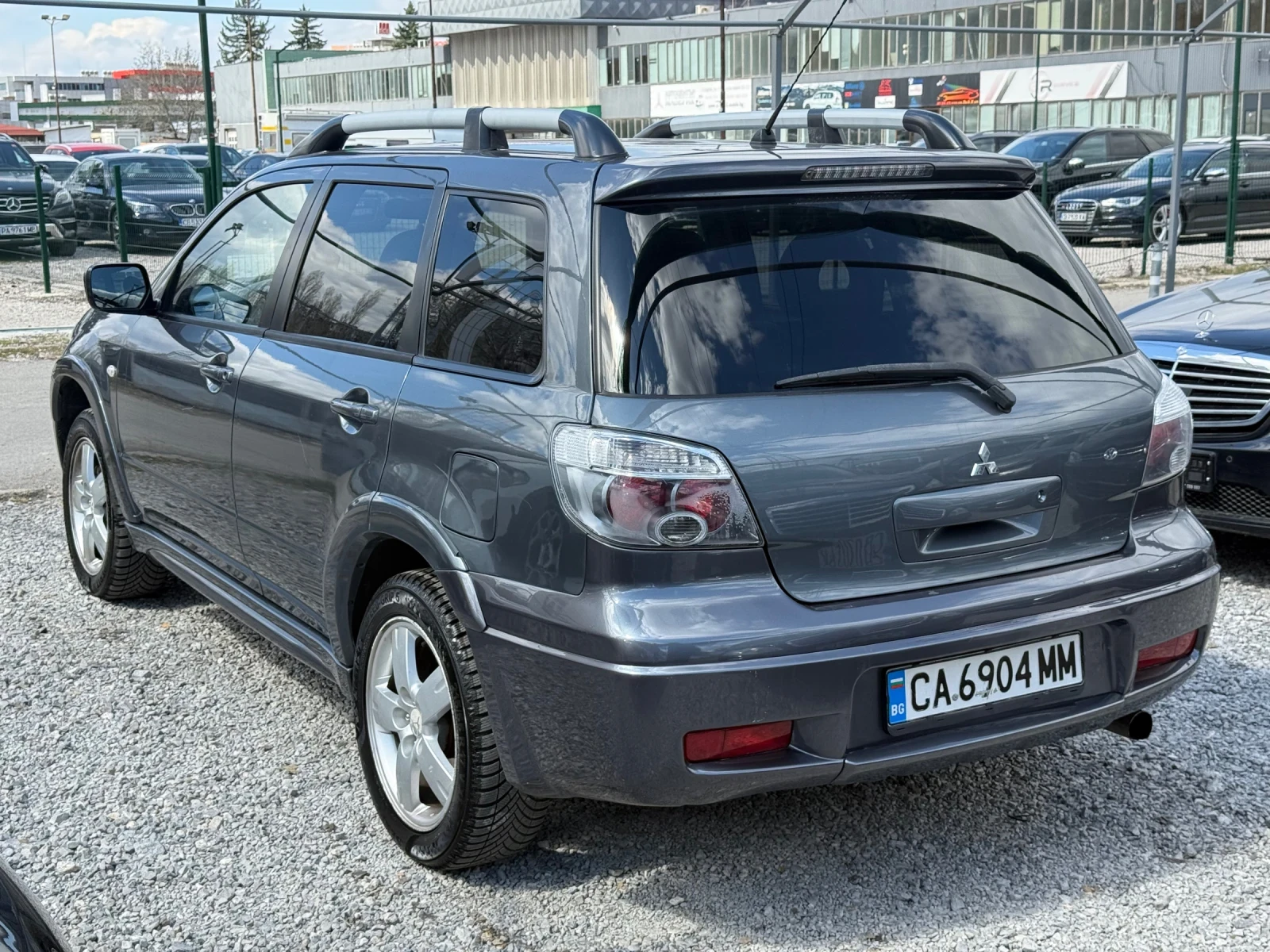 Mitsubishi Outlander 2.0T 4x4 �� �������� / 100000��/ | Mobile.bg � ����������� 4