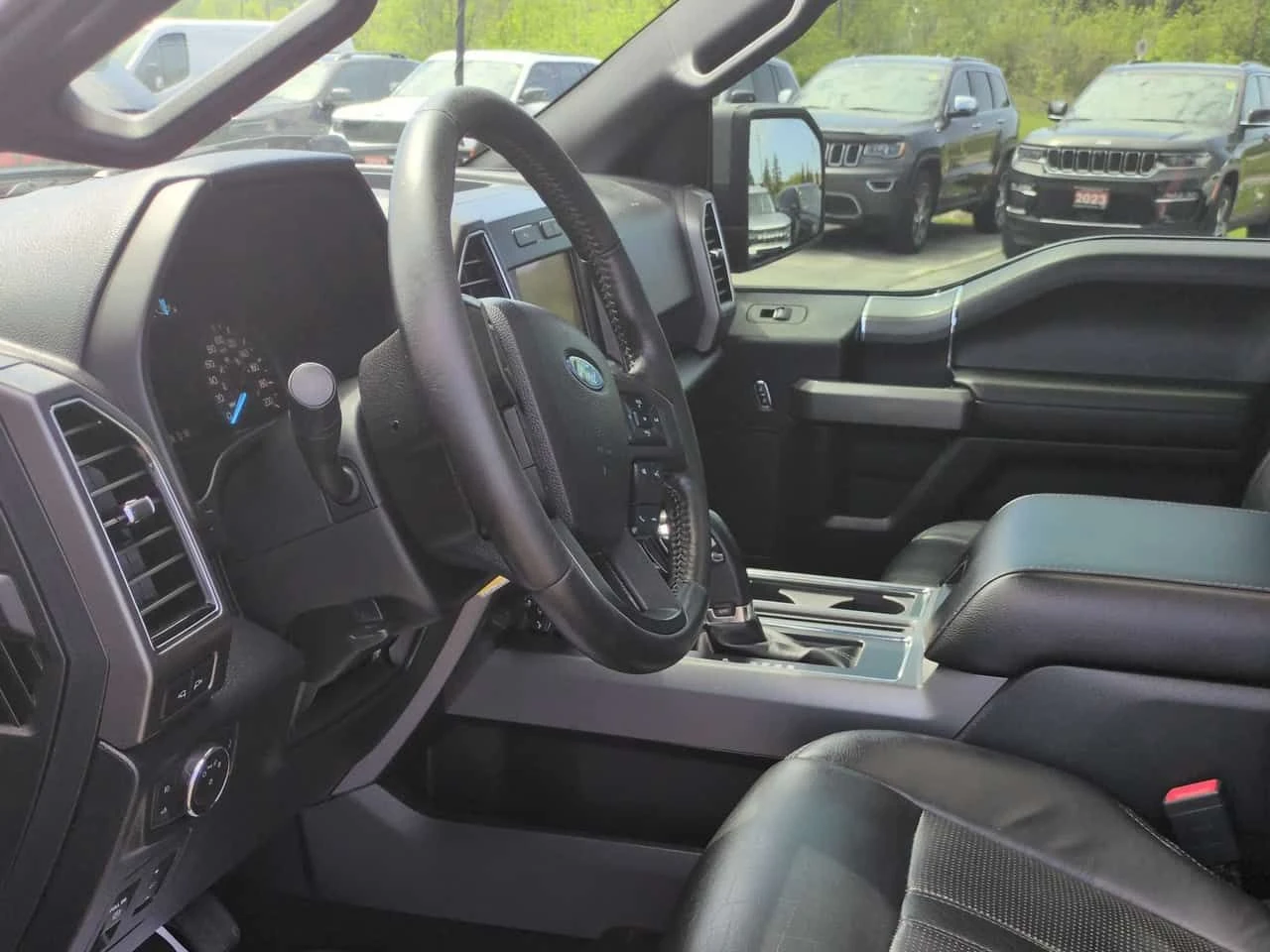 Ford F150 * 4WD SuperCrew Box * CARFAX * 2 КЛЮЧА * ПОДГРЕВИ , снимка 5 - Автомобили и джипове - 54692289