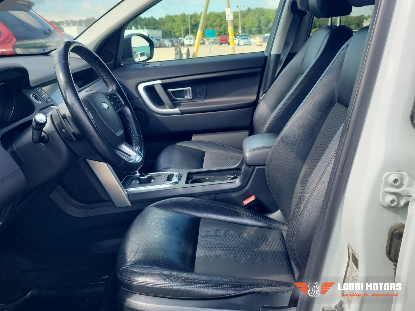 Land Rover Discovery Sport, снимка 5 - Автомобили и джипове - 55993024