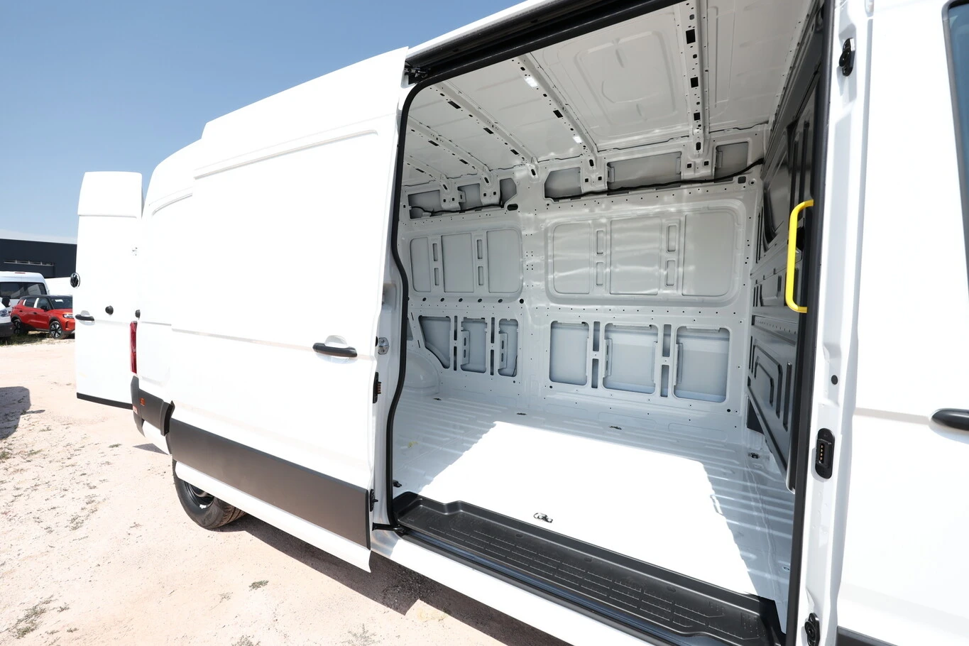 VW Crafter 35 L4H3 ������ ������ | Mobile.bg � ����������� 7
