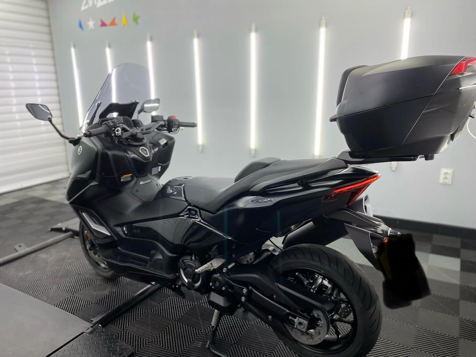 Yamaha T-max TECH MAX 560 - изображение 4