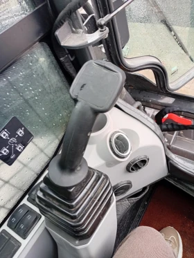 Мини челни товарачи Друга XCMG XC7-SR07B | Auto.bg — изображение 12