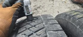 Гуми Зимни 235/65R16, снимка 5