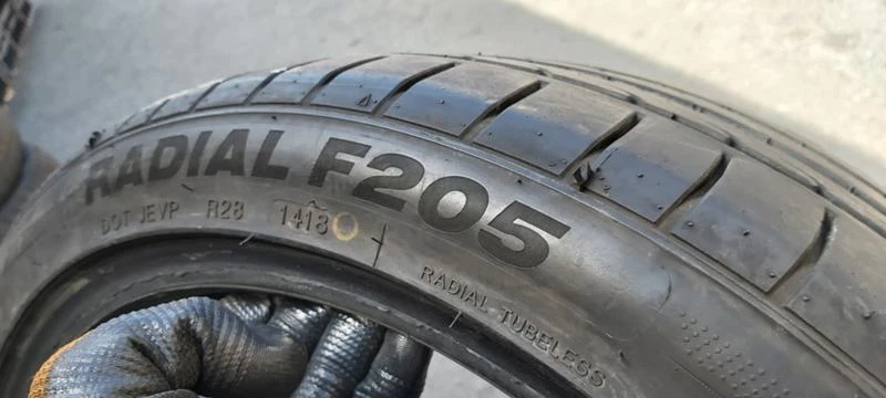 Гуми Летни 235/40R18, снимка 7 - Гуми и джанти - 29864606