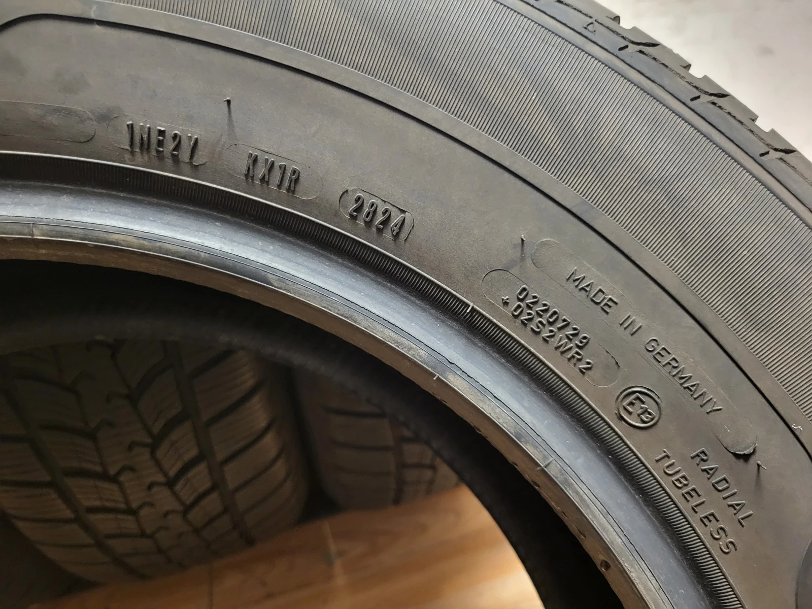 Гуми Зимни 225/65R17, снимка 11 - Гуми и джанти - 56139520