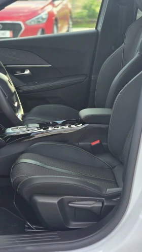 Peugeot 2008 1.2i * GT* * ГАРАНЦИОНЕН* , снимка 16