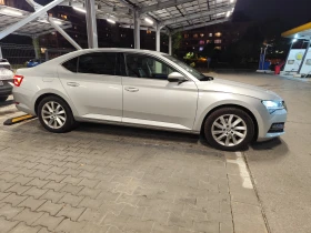 Skoda Superb 2.0 TDI 4Х4 200 к.с. 7 DSG, снимка 12