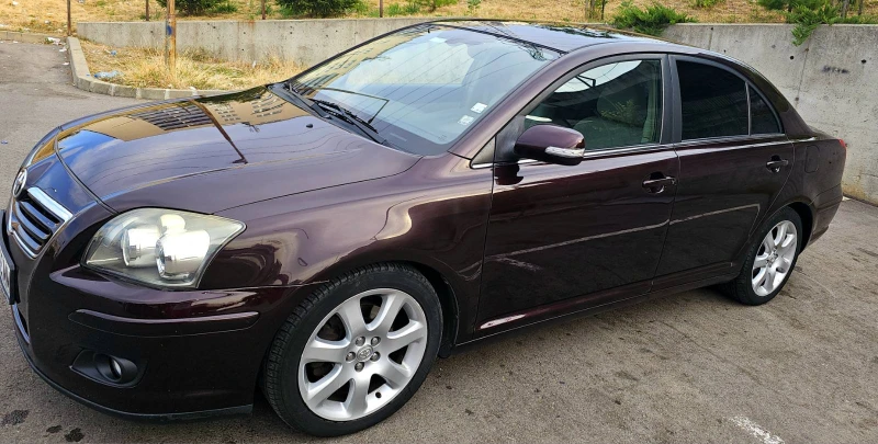 Toyota Avensis T25, снимка 1 - Автомобили и джипове - 47308638