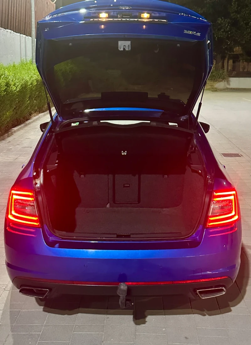 Skoda Octavia 2.0 VRS, снимка 10 - Автомобили и джипове - 52502027