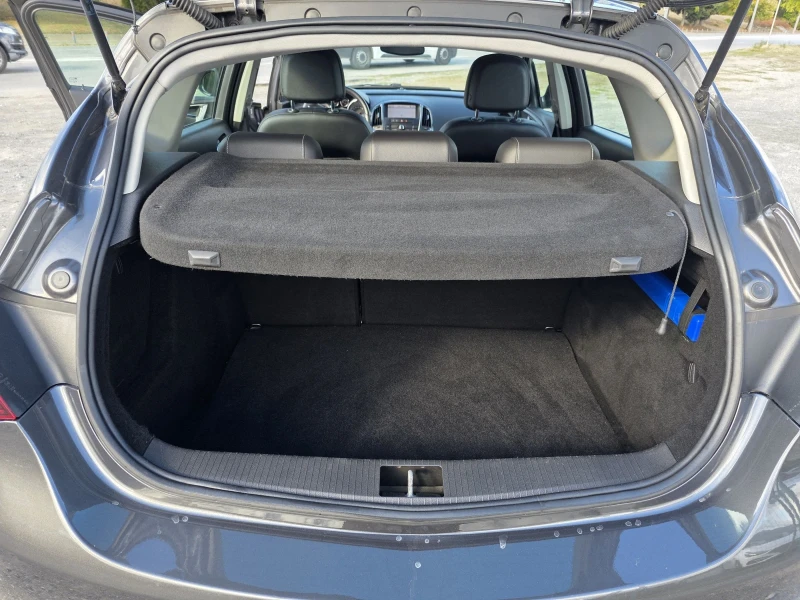 Opel Astra 1.4i 140к.c Turbo, снимка 15 - Автомобили и джипове - 52019782