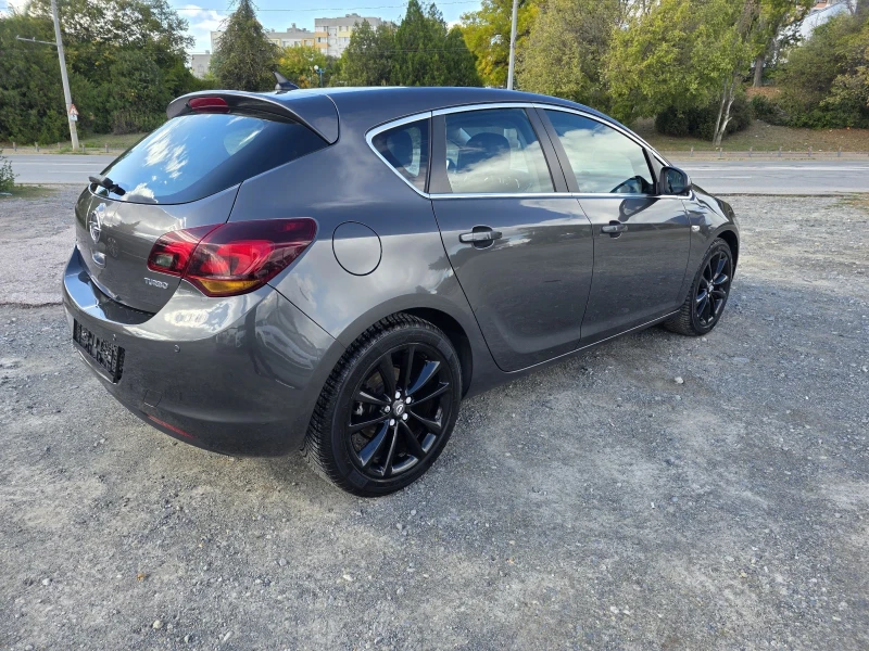 Opel Astra 1.4i 140к.c Turbo, снимка 5 - Автомобили и джипове - 52019782