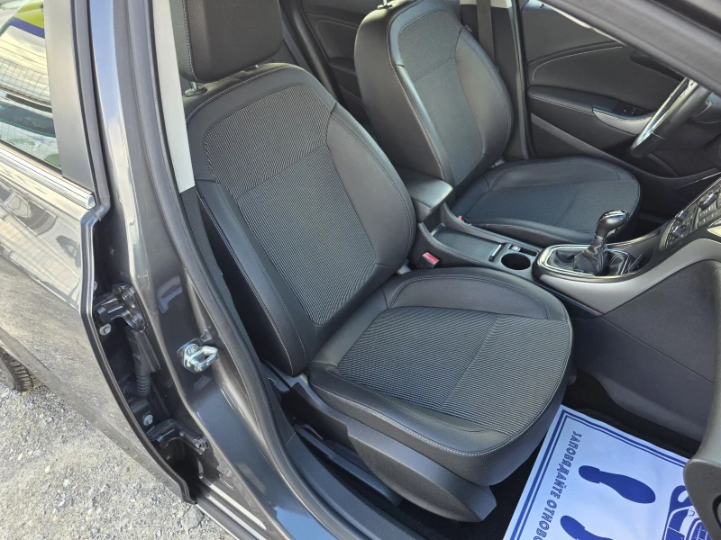 Opel Astra 1.4i 140к.c Turbo, снимка 9 - Автомобили и джипове - 52019782