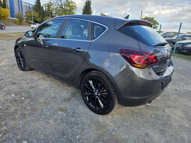 Opel Astra 1.4i 140к.c Turbo, снимка 7 - Автомобили и джипове - 52019782