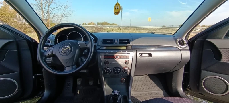 Mazda 3 3, снимка 8 - Автомобили и джипове - 52310255