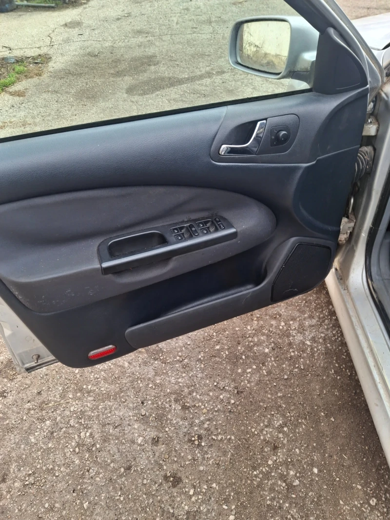 Skoda Octavia 1.9tdi, снимка 14 - Автомобили и джипове - 52638001