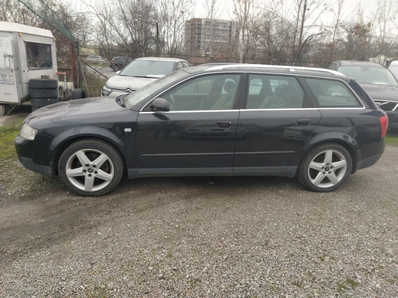 Audi A4 2, 5 tdi, снимка 2 - Автомобили и джипове - 52772151