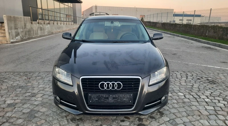 Audi A3 1.6TDI Sportback, снимка 2 - Автомобили и джипове - 52817114