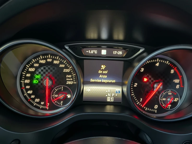 Mercedes-Benz A 200 AMG-LINE/Facelift, снимка 15 - Автомобили и джипове - 53177379