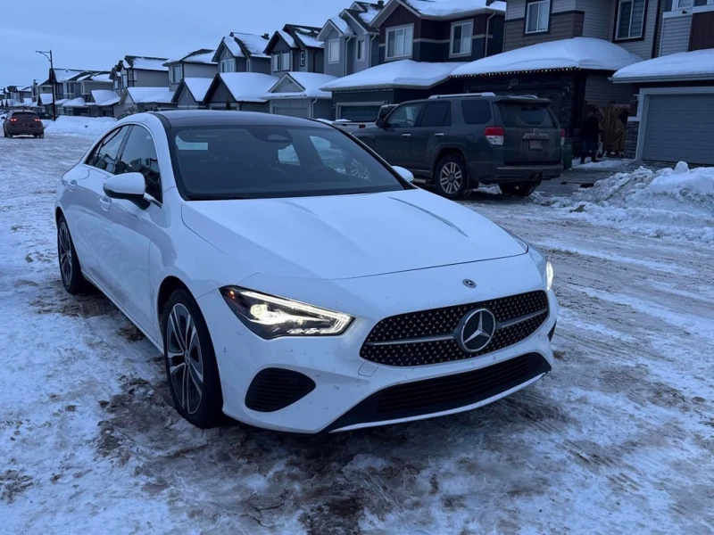 Mercedes-Benz CLA * 250 * CARFAX * БЕЗ ПЪРВОНАЧАЛНА ВНОСКА, снимка 2 - Автомобили и джипове - 53244535