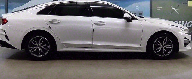 Kia K5 2, 0 LPI - изображение 3