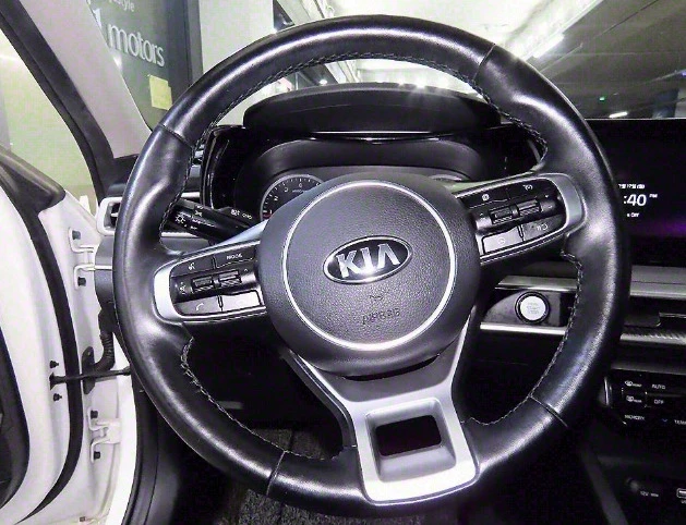 Kia K5 2, 0 LPI - изображение 8