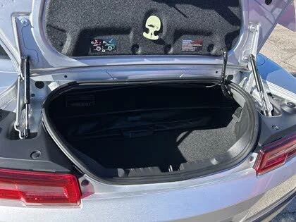 Chevrolet Camaro 2LT Convertible RWD, снимка 9 - Автомобили и джипове - 54573725