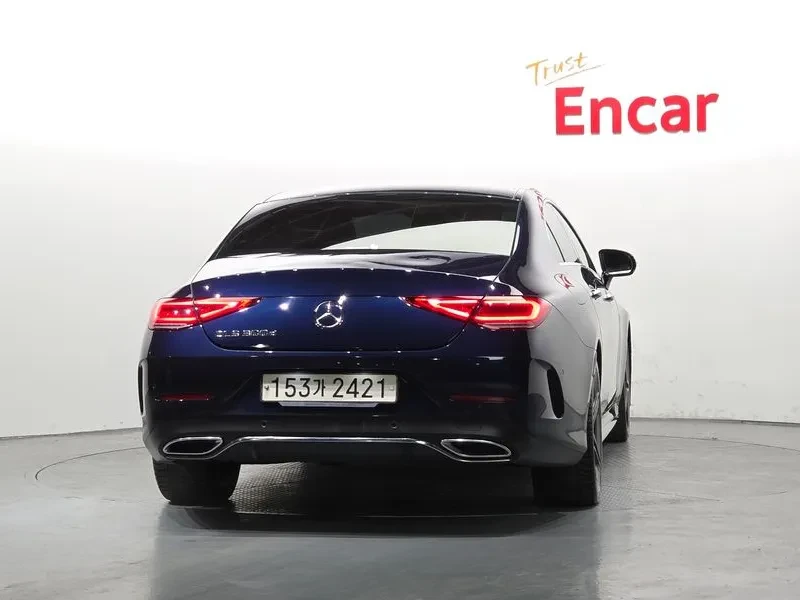 Mercedes-Benz CLS 300 AMG LINE, снимка 4 - Автомобили и джипове - 55704001