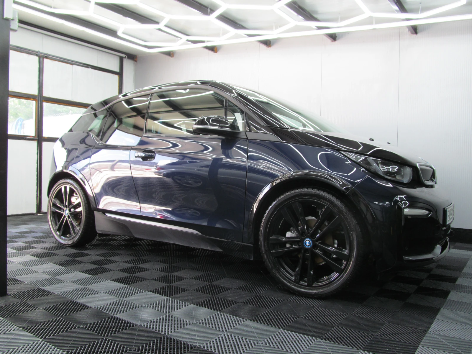BMW i3 I3S/ГЕРМАНИЯ/23xk!!!/Kyless GO/СОБСТВЕН ЛИЗИНГ - изображение 4