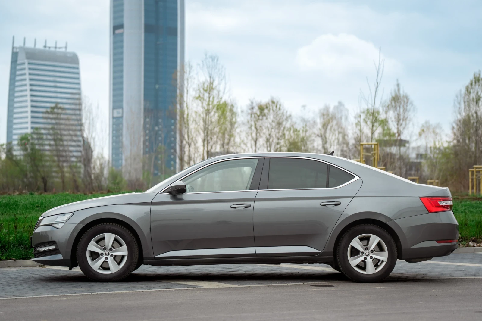Skoda Superb 1.5TSI 7DSG  - изображение 7