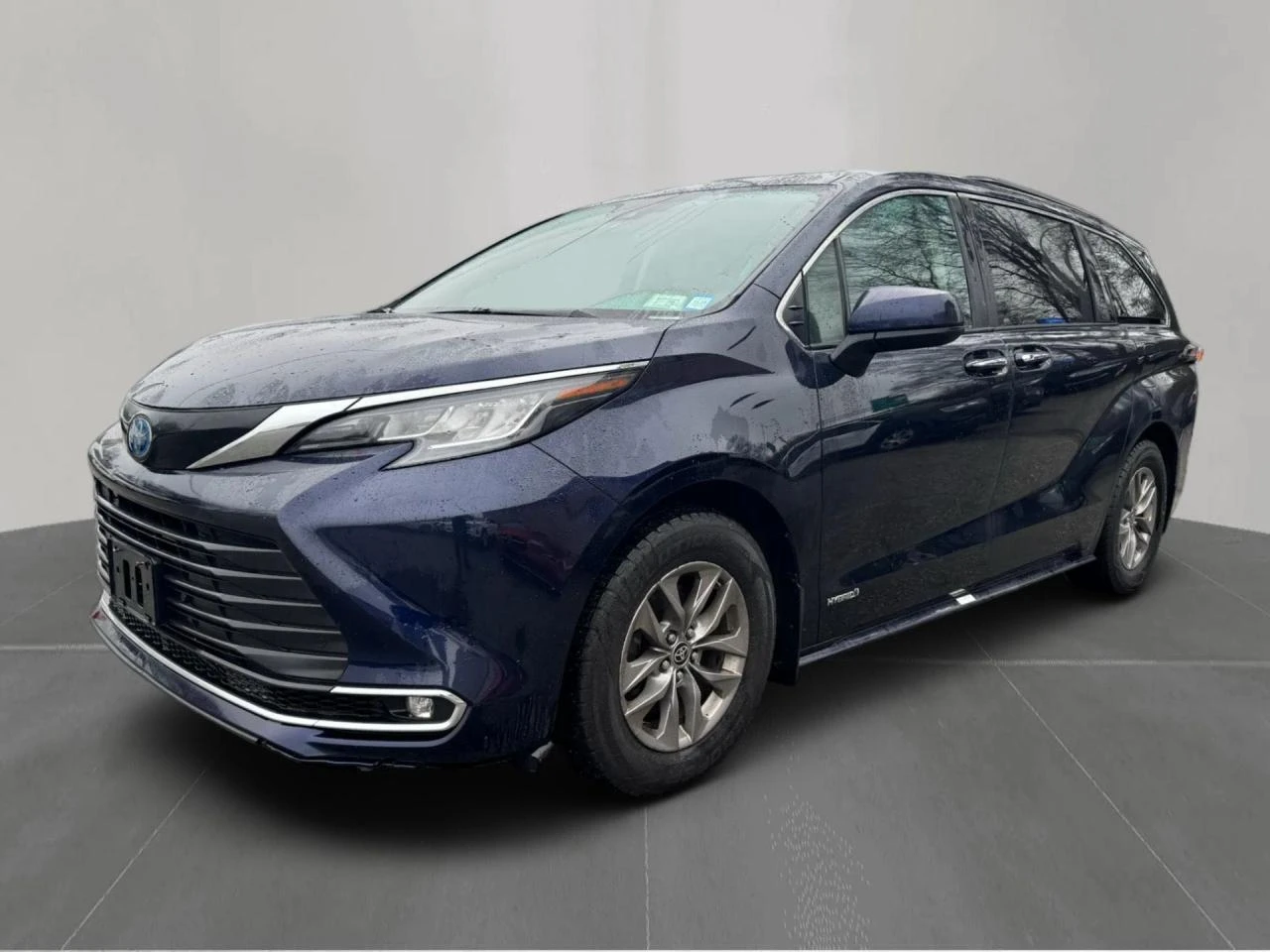 Toyota Sienna КОЖА* ЗАДНА КАМЕРА* ПОДГРЕВ - изображение 2