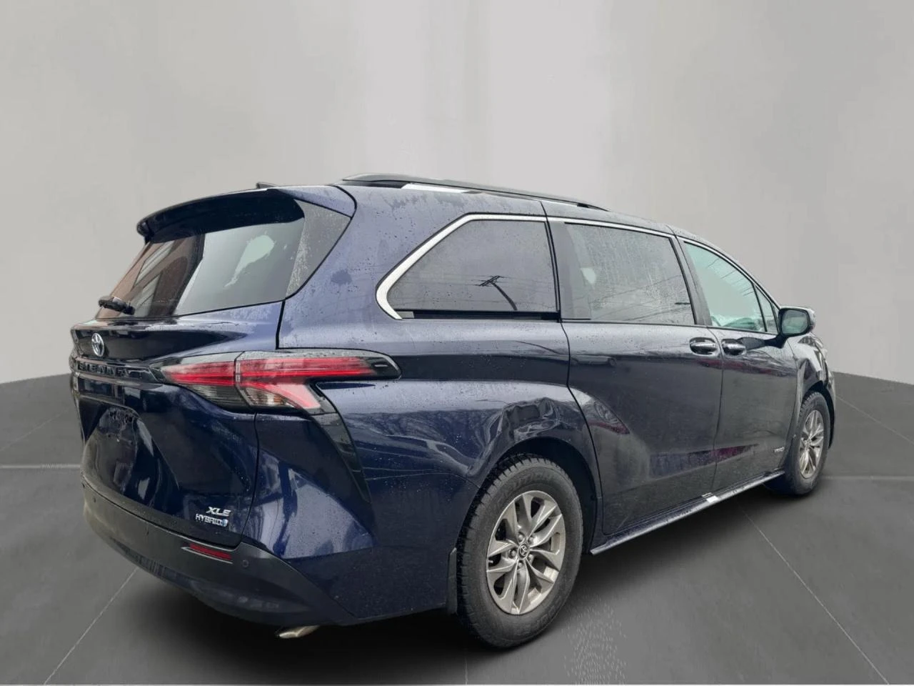 Toyota Sienna КОЖА* ЗАДНА КАМЕРА* ПОДГРЕВ - изображение 4