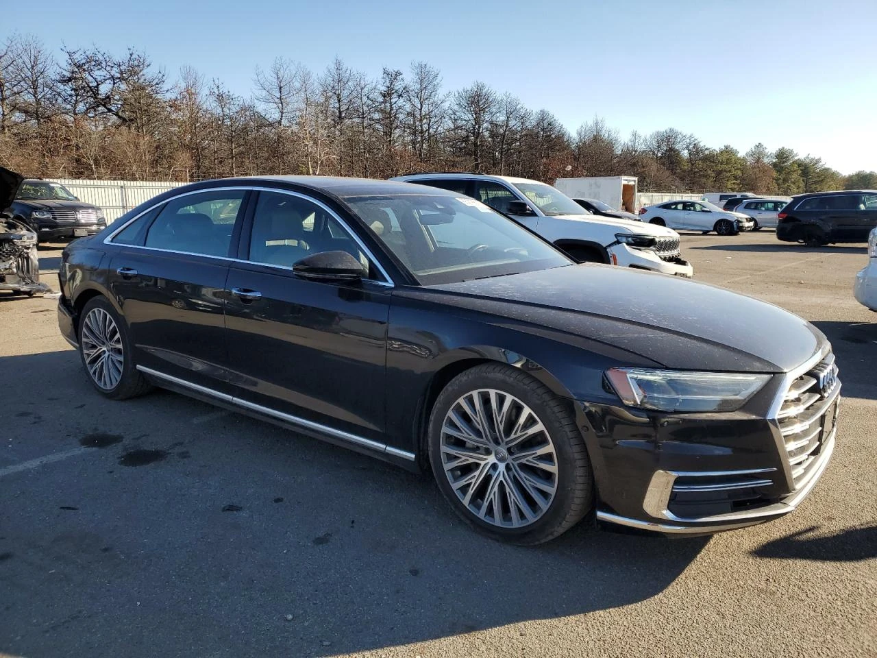 Audi A8 L - изображение 2