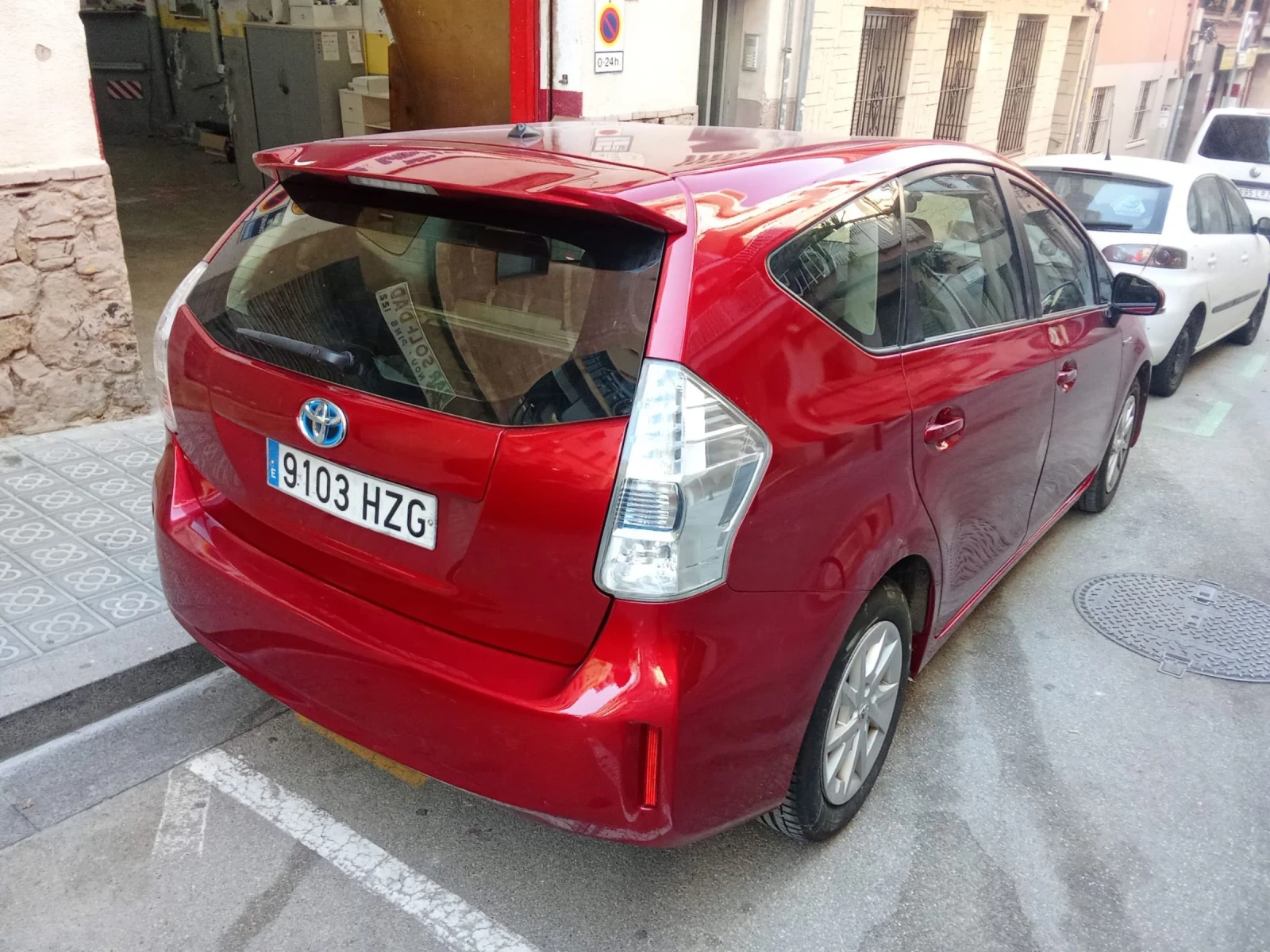 Toyota Prius Prius +  | Mobile.bg   9