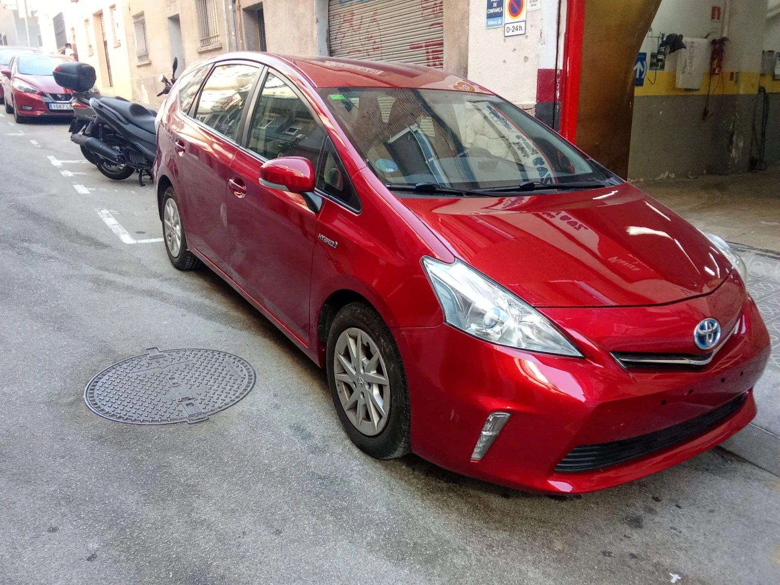 Toyota Prius Prius +  | Mobile.bg   8