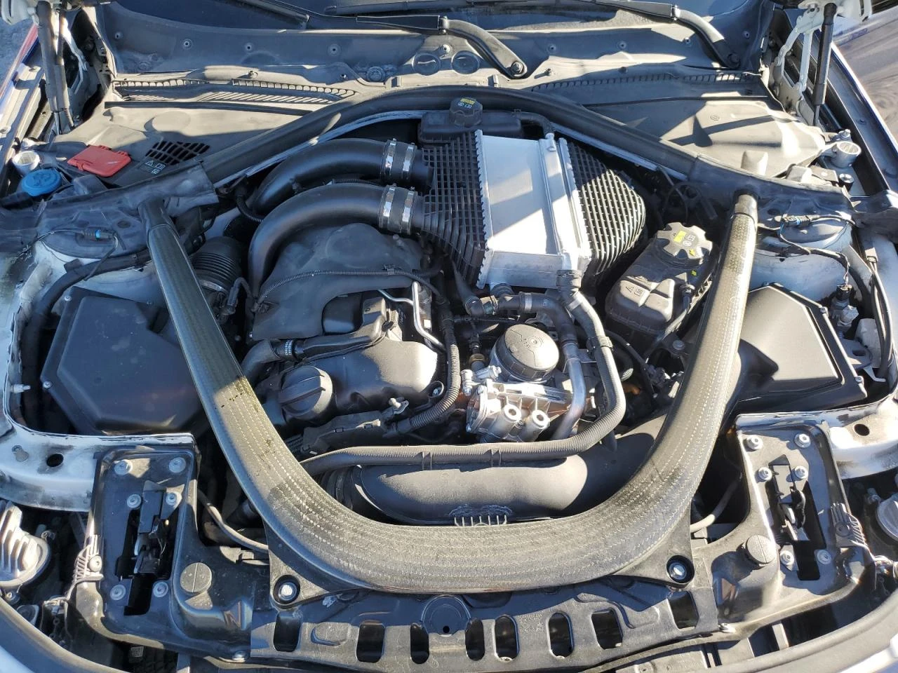 BMW M4 / | Mobile.bg   11