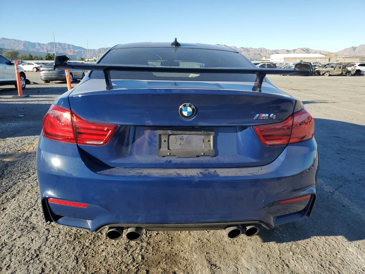 BMW M4 / | Mobile.bg   6
