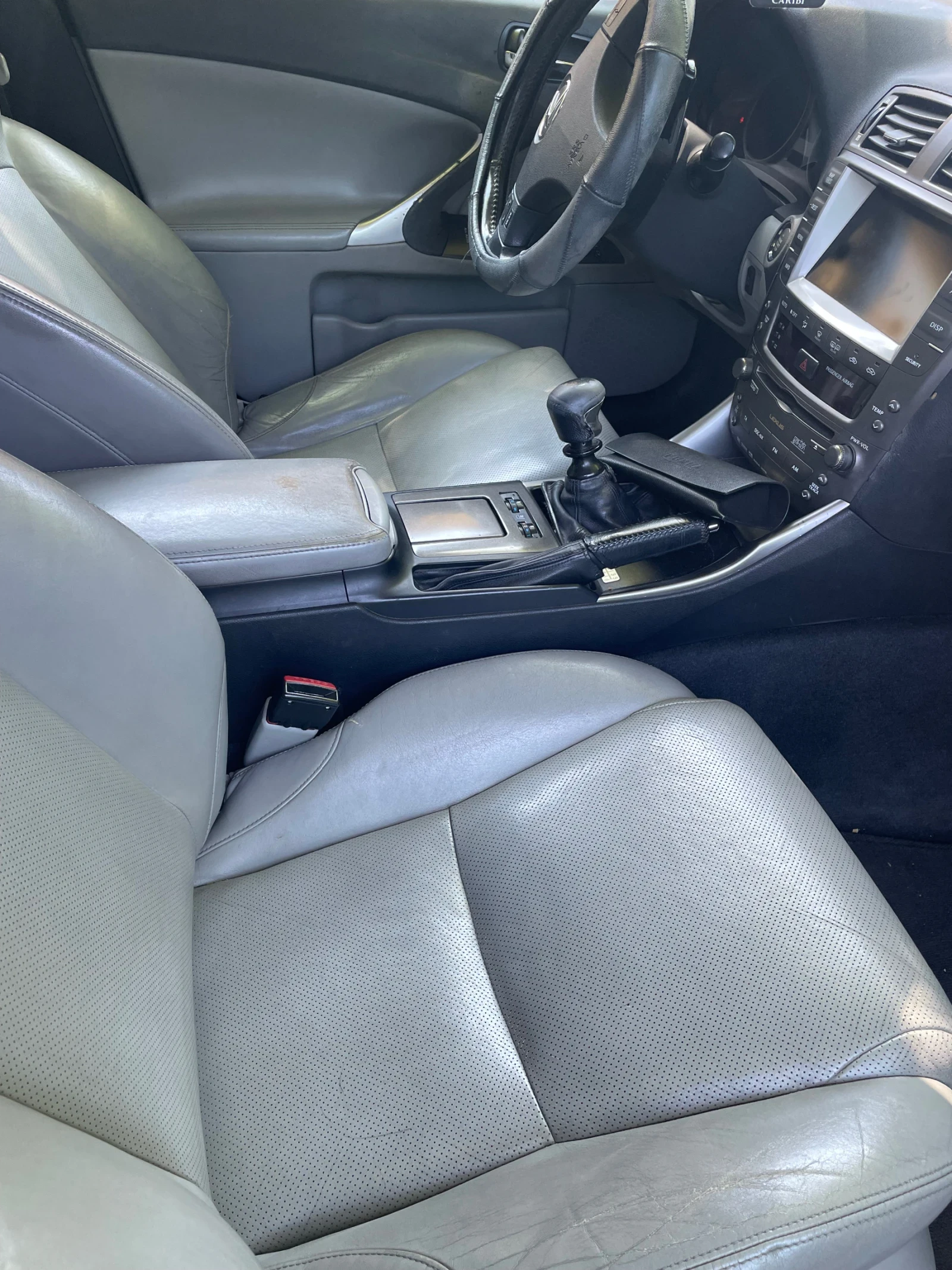 Lexus IS 220d | Mobile.bg � ����������� 4