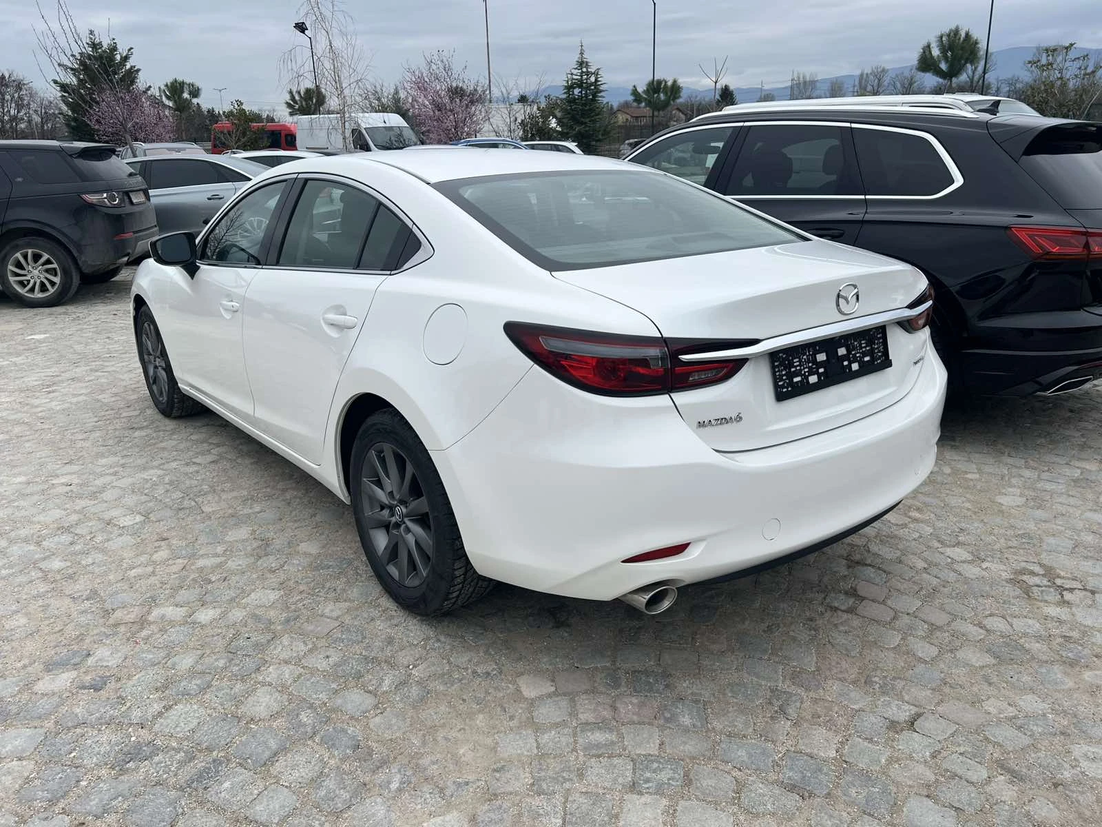 Mazda 6 2.5 Skyactive-G, Автомат, снимка 4 - Автомобили и джипове - 53955879