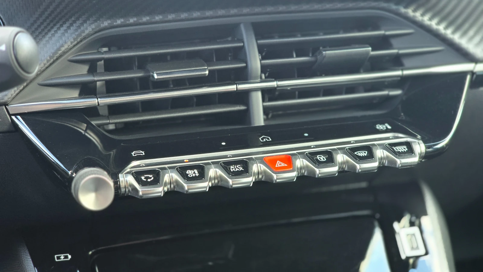 Peugeot 2008 1.2i * GT* * �����������*  | Mobile.bg � ����������� 12