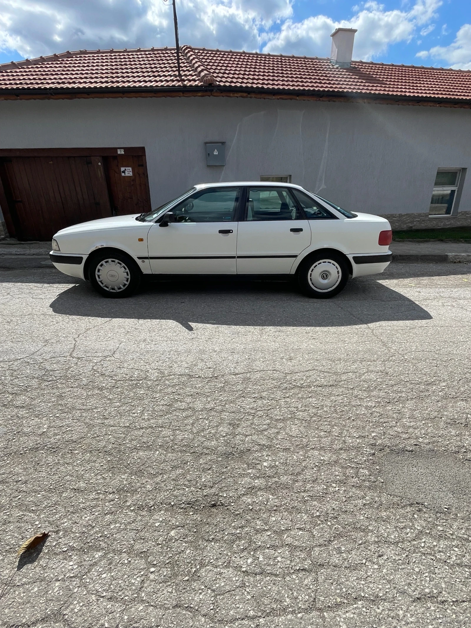 Audi 80, снимка 3 - Автомобили и джипове - 54377059