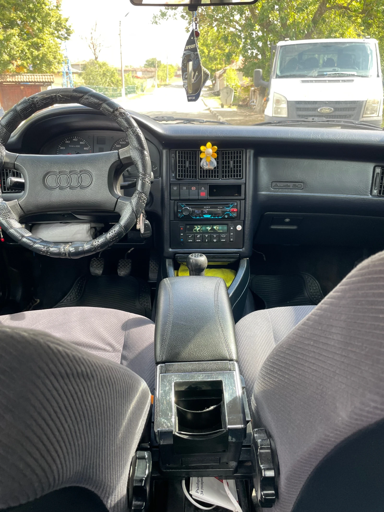 Audi 80, снимка 10 - Автомобили и джипове - 54377059