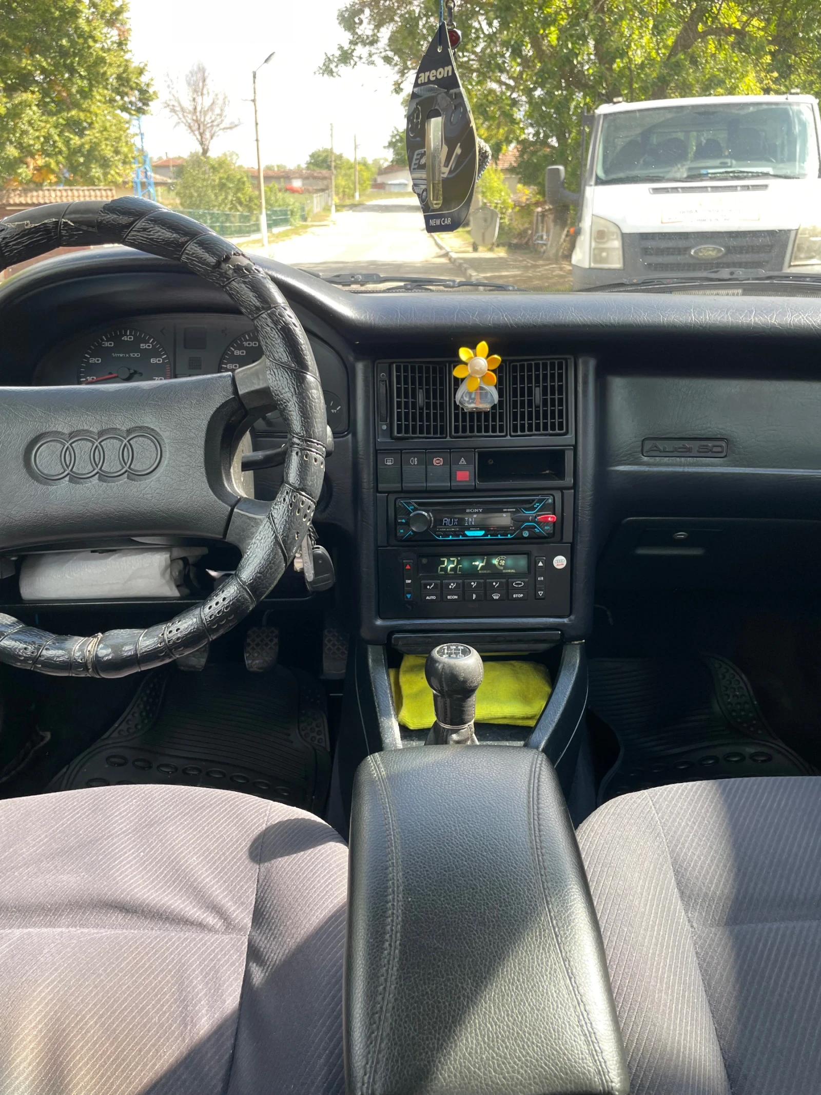 Audi 80, снимка 11 - Автомобили и джипове - 54377059