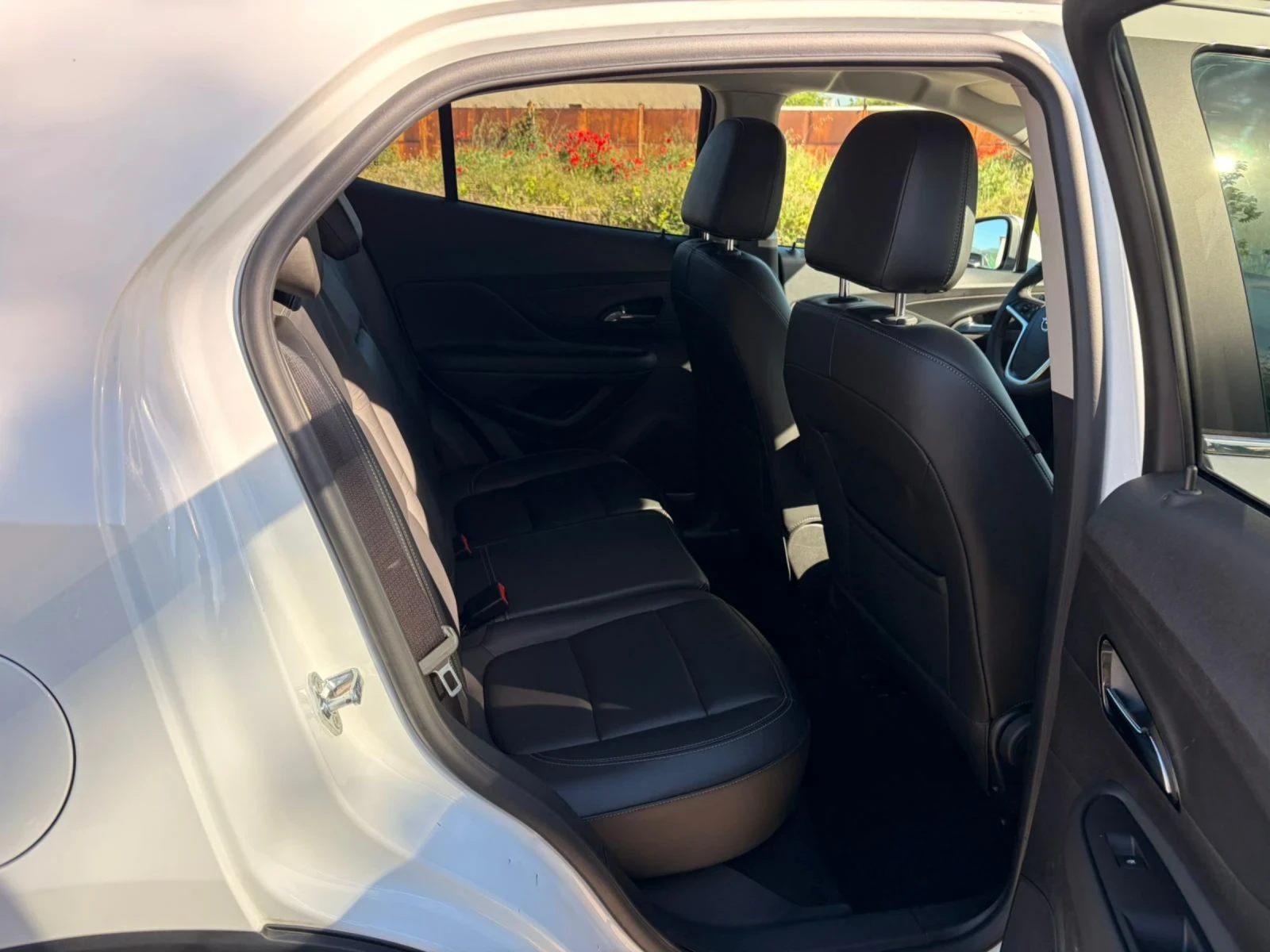 Opel Mokka X 1.6 CDTI , снимка 10 - Автомобили и джипове - 54549075