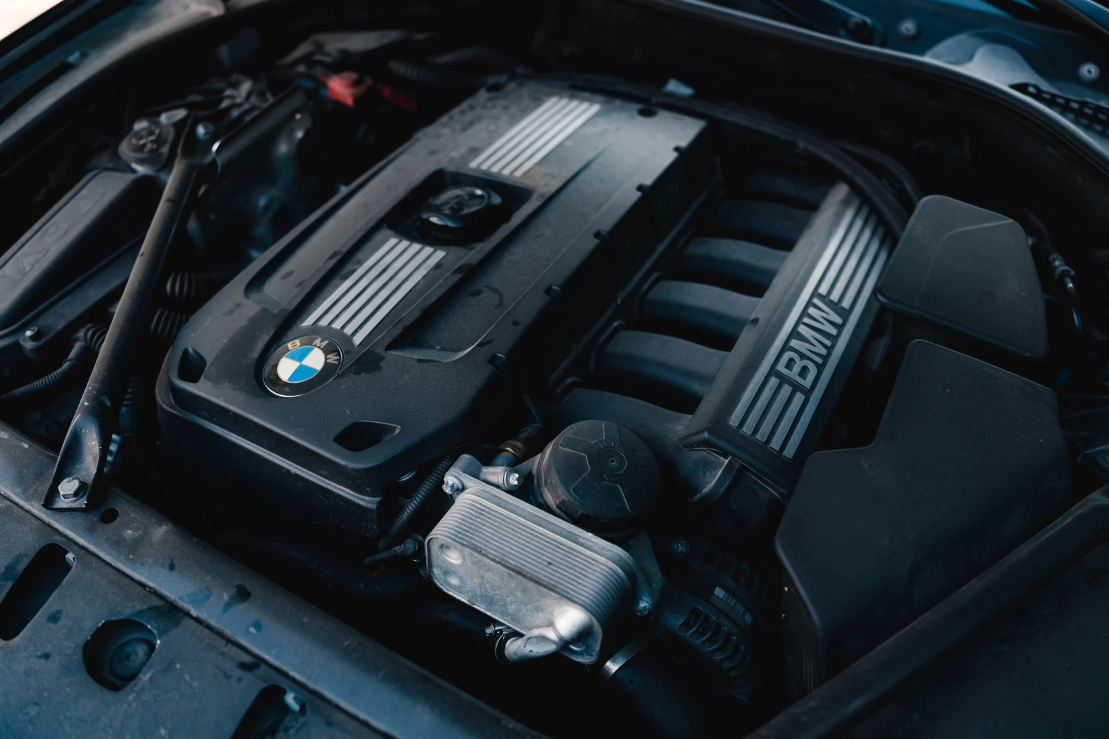 BMW 528, снимка 17 - Автомобили и джипове - 55161319